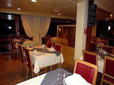 Hostellerie Des Enclos Guimiliau Eksteriør bilde